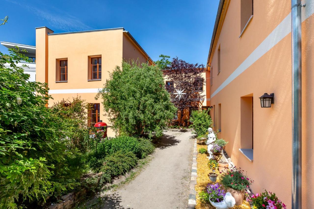 Idyllisches Haus Mitten In Berlin Kültér fotó