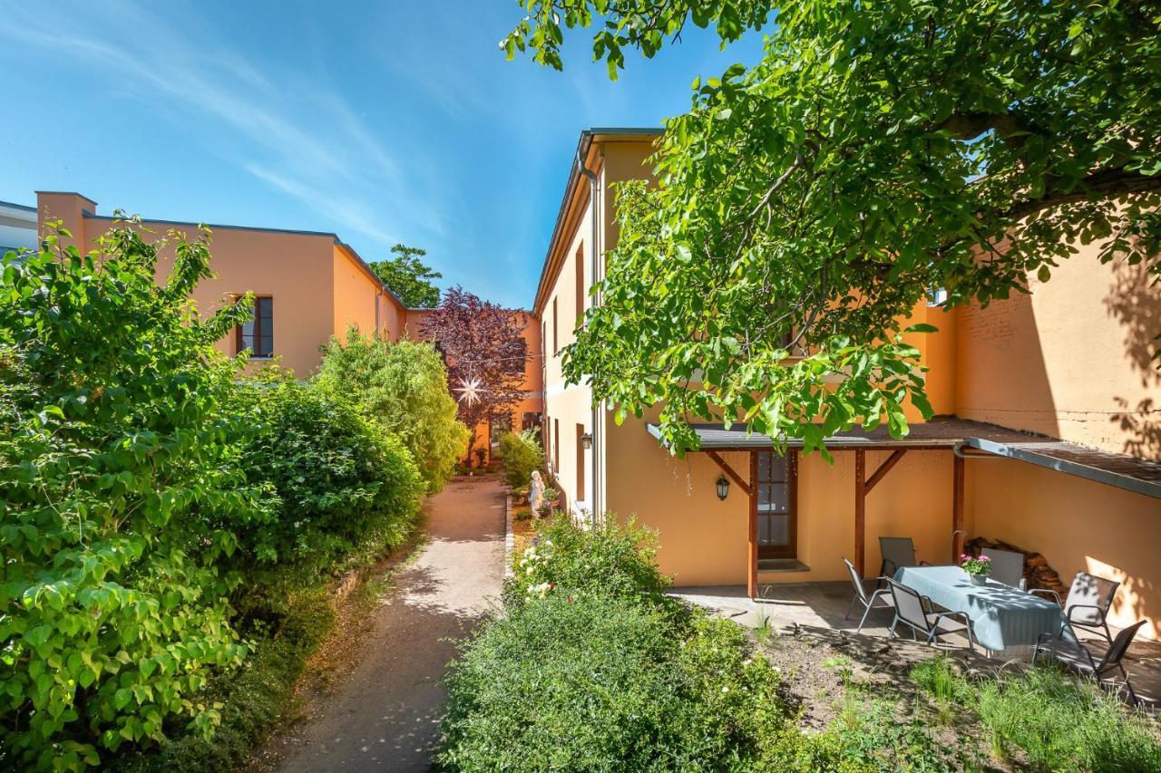 Idyllisches Haus Mitten In Berlin Kültér fotó